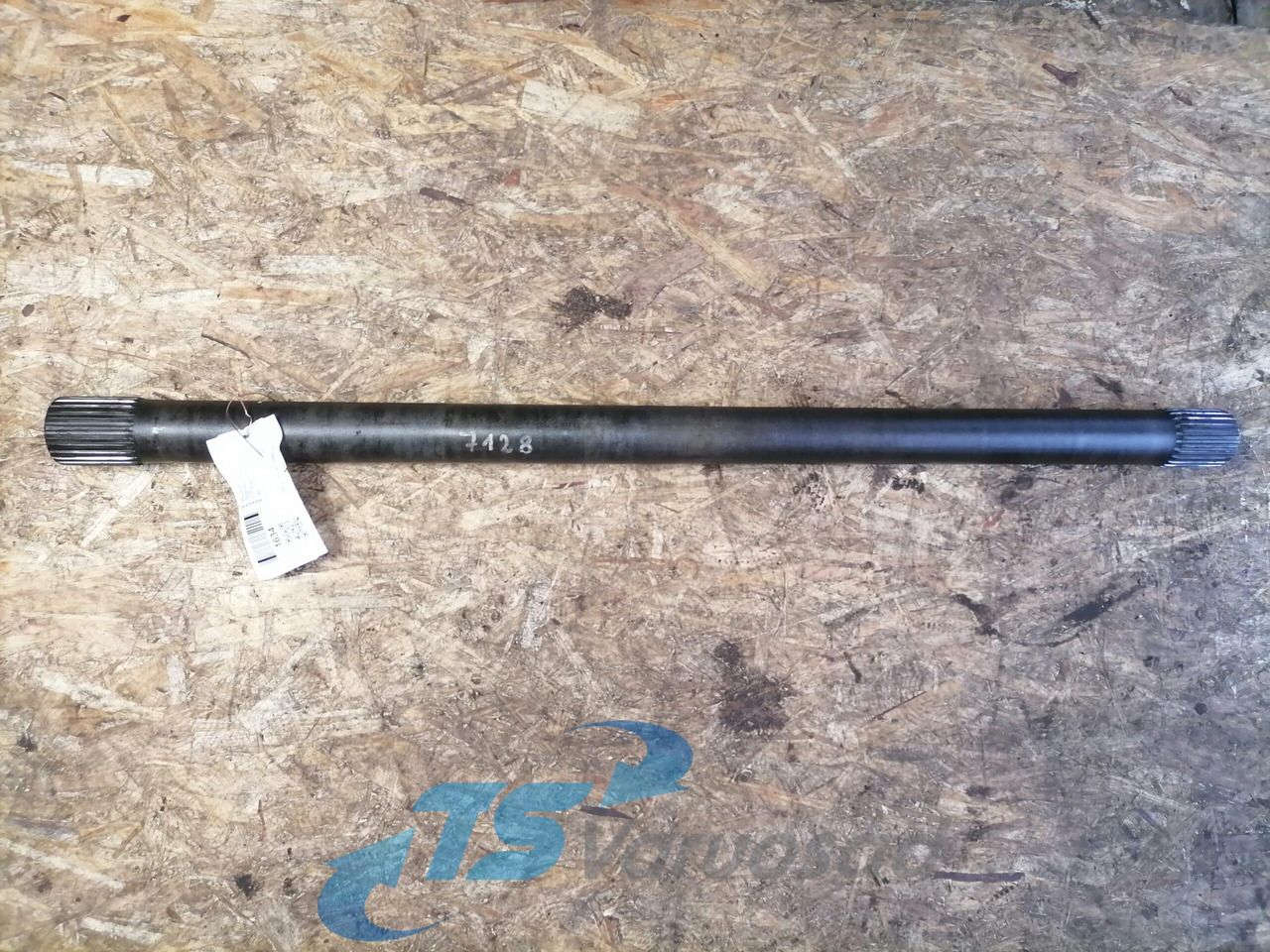 Scania Drive shaft 1315681 - Pusašis - Sunkvežimis: foto 2 Scania Drive shaft 1315681 - Pusašis - Sunkvežimis: foto 2