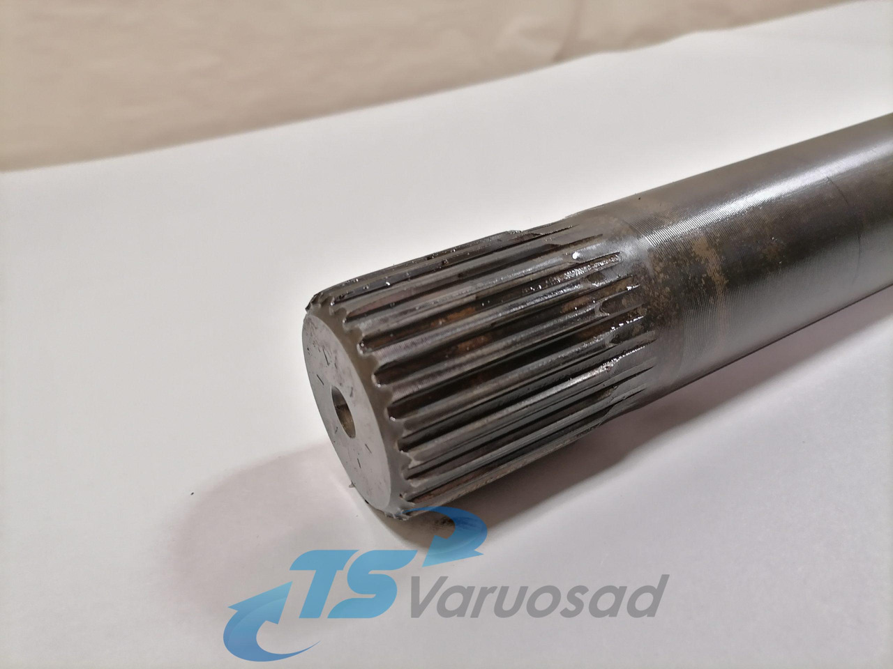 Scania Drive shaft 1761195 - Pusašis - Sunkvežimis: foto 2 Scania Drive shaft 1761195 - Pusašis - Sunkvežimis: foto 2
