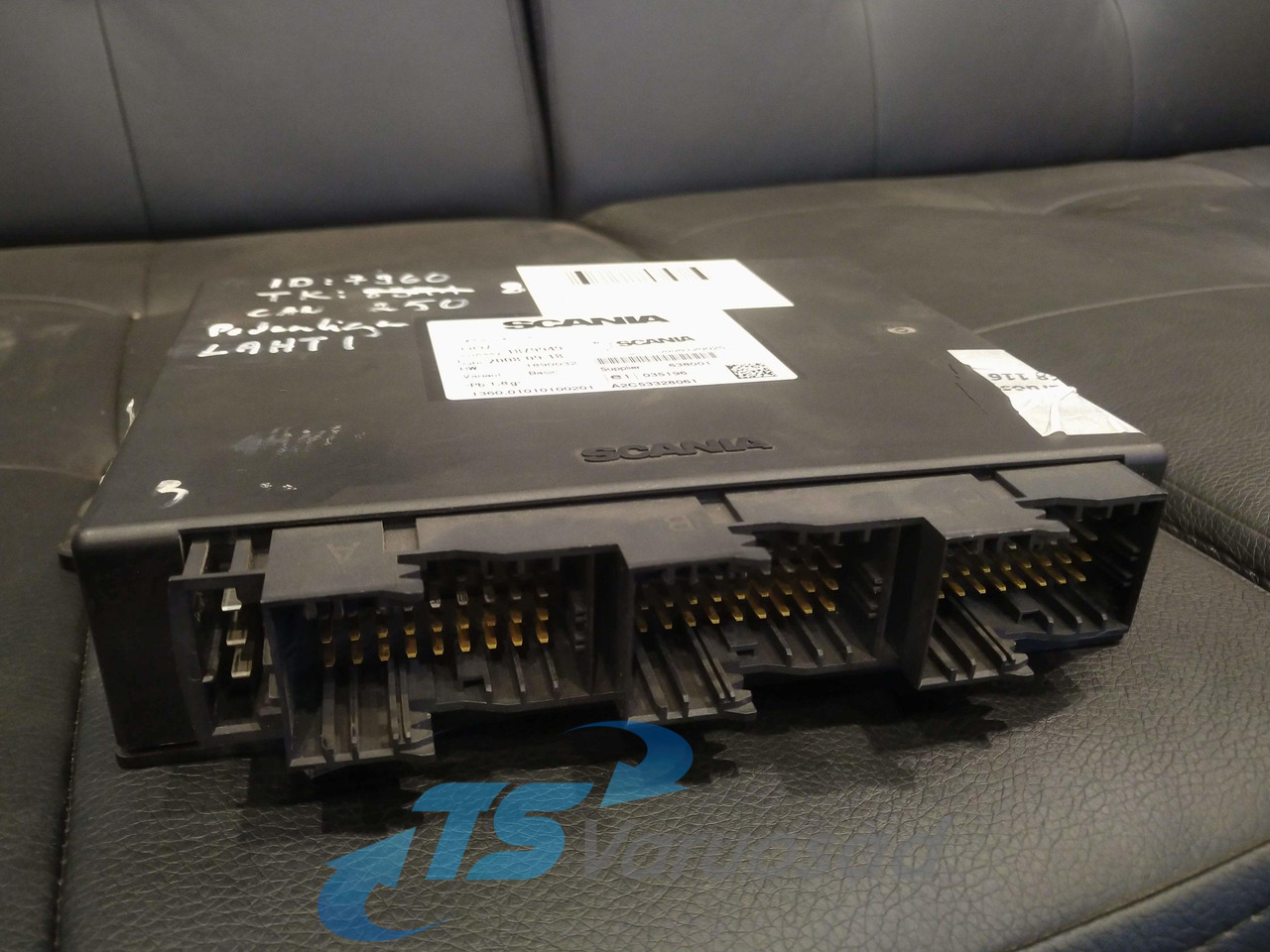 Scania Ecu, COO7 1879949 - Valdymo blokas - Sunkvežimis: foto 2 Scania Ecu, COO7 1879949 - Valdymo blokas - Sunkvežimis: foto 2