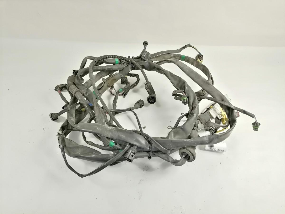 Scania Esitulede juhtmestik 2096393 - Universali dalis - Sunkvežimis: foto 2 Scania Esitulede juhtmestik 2096393 - Universali dalis - Sunkvežimis: foto 2