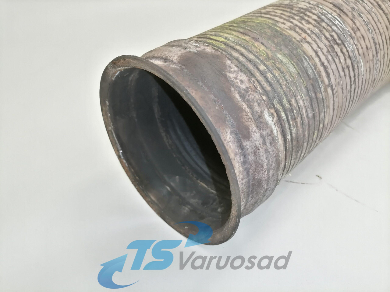 Scania Exhaust pipe 1505749 - Duslintuvas - Sunkvežimis: foto 3 Scania Exhaust pipe 1505749 - Duslintuvas - Sunkvežimis: foto 3