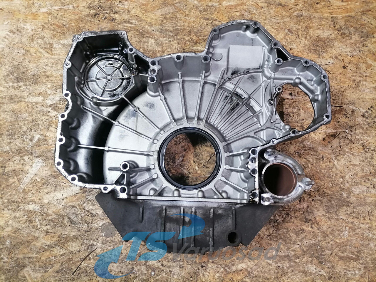 Scania Flywheel housing 1940447 - Smagratis - Sunkvežimis: foto 2 Scania Flywheel housing 1940447 - Smagratis - Sunkvežimis: foto 2