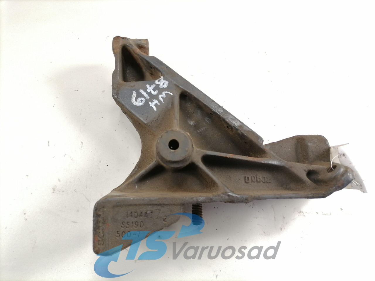 Scania Front bumper carrier 1404477 - Bamperis - Sunkvežimis: foto 4 Scania Front bumper carrier 1404477 - Bamperis - Sunkvežimis: foto 4