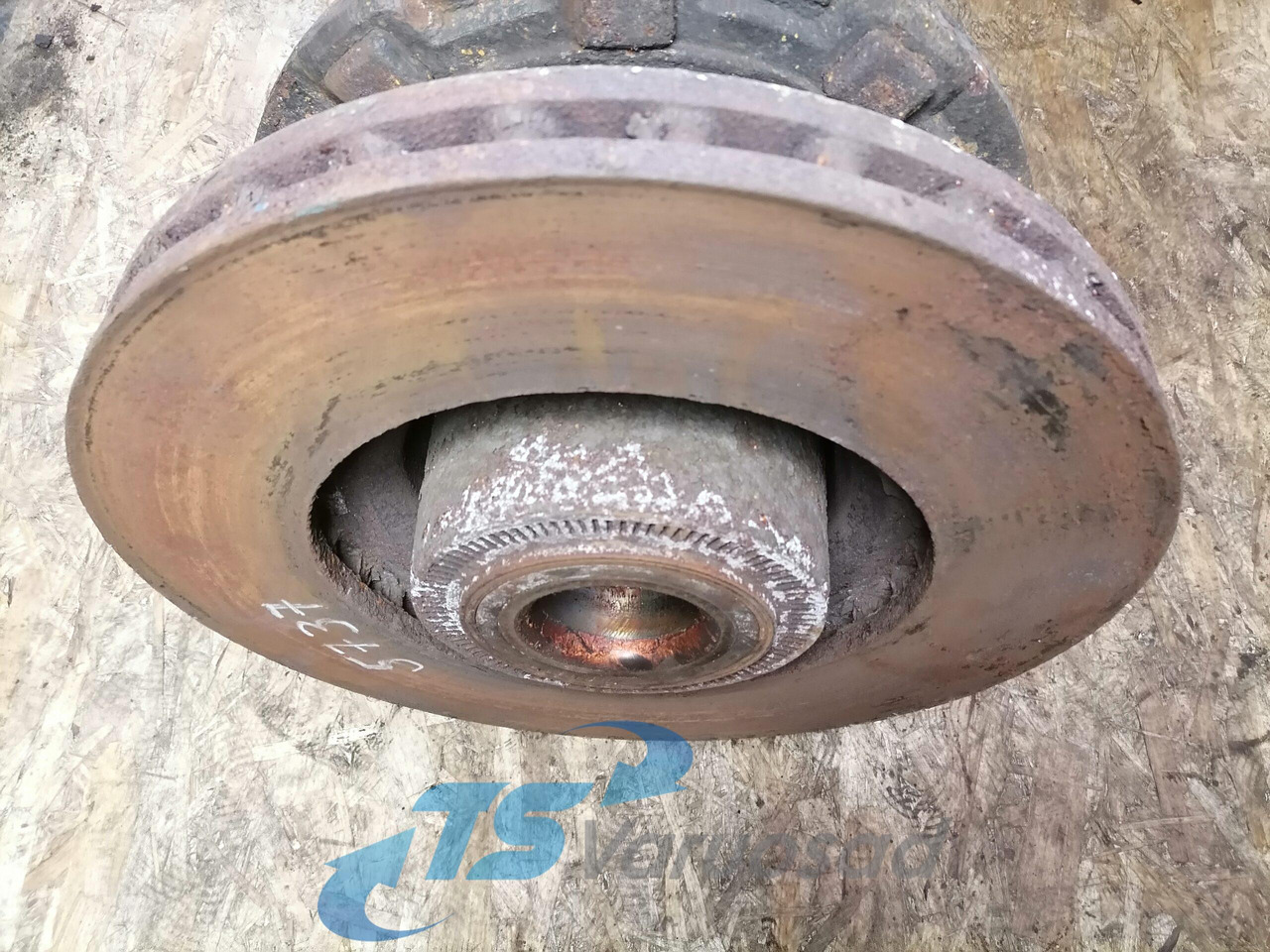 Scania Front hub 1391369 - Stebulė - Sunkvežimis: foto 3 Scania Front hub 1391369 - Stebulė - Sunkvežimis: foto 3