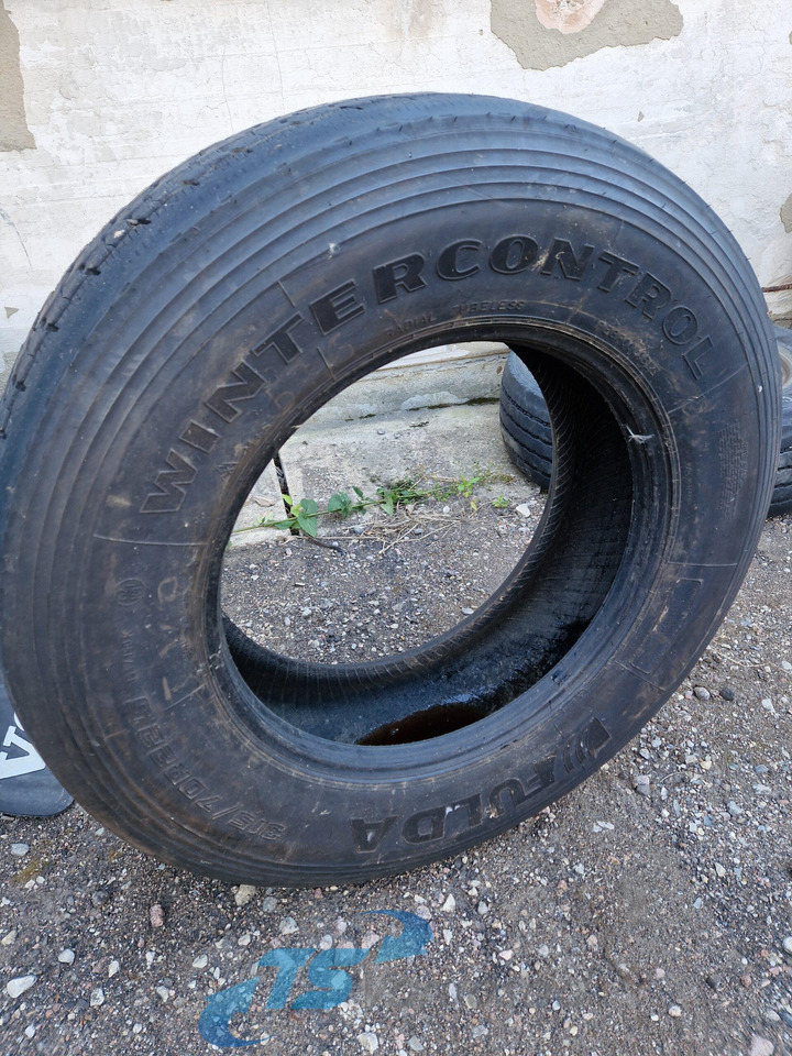 Scania Fulda WinterControl 315/70 R22,5 31570R225 - Padangos ir ratlankiai - Sunkvežimis: foto 1 Scania Fulda WinterControl 315/70 R22,5 31570R225 - Padangos ir ratlankiai - Sunkvežimis: foto 1
