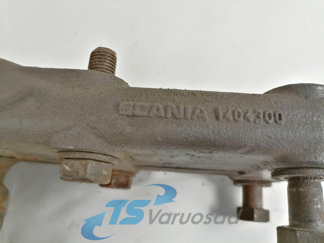 Scania Gearbox bracket 1404300 - Pavarų dėžė ir dalys - Sunkvežimis: foto 2 Scania Gearbox bracket 1404300 - Pavarų dėžė ir dalys - Sunkvežimis: foto 2