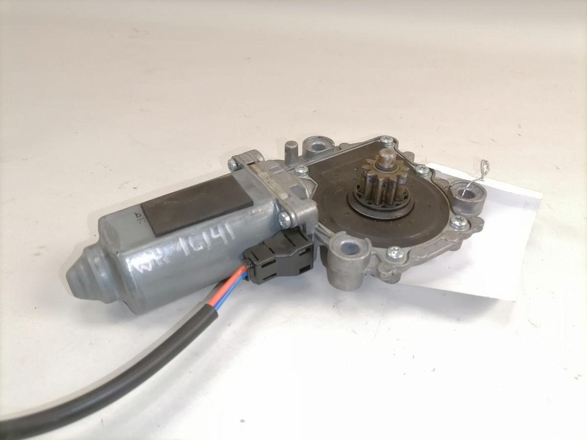 Scania Glass lift 2572352 - Langas ir dalys - Sunkvežimis: foto 3 Scania Glass lift 2572352 - Langas ir dalys - Sunkvežimis: foto 3