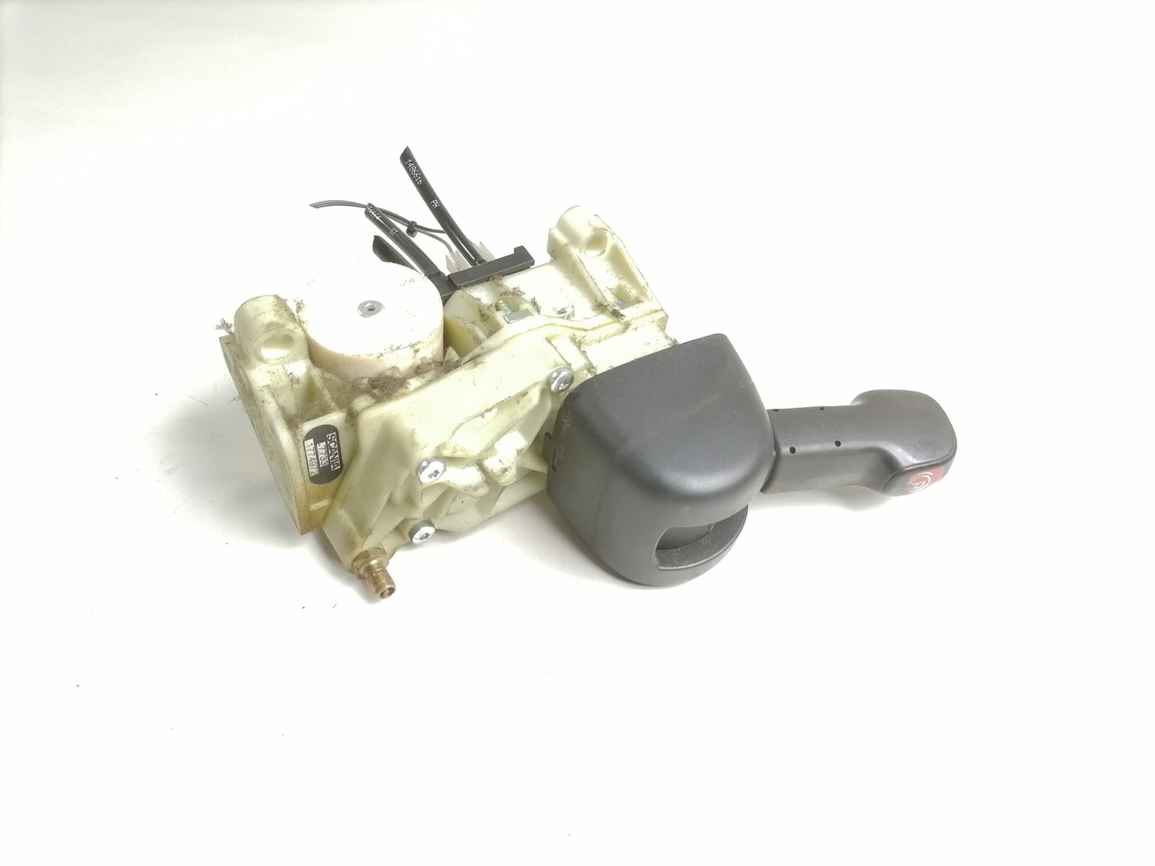 Scania Handbrake control lever 1774972 - Universali dalis - Sunkvežimis: foto 1 Scania Handbrake control lever 1774972 - Universali dalis - Sunkvežimis: foto 1
