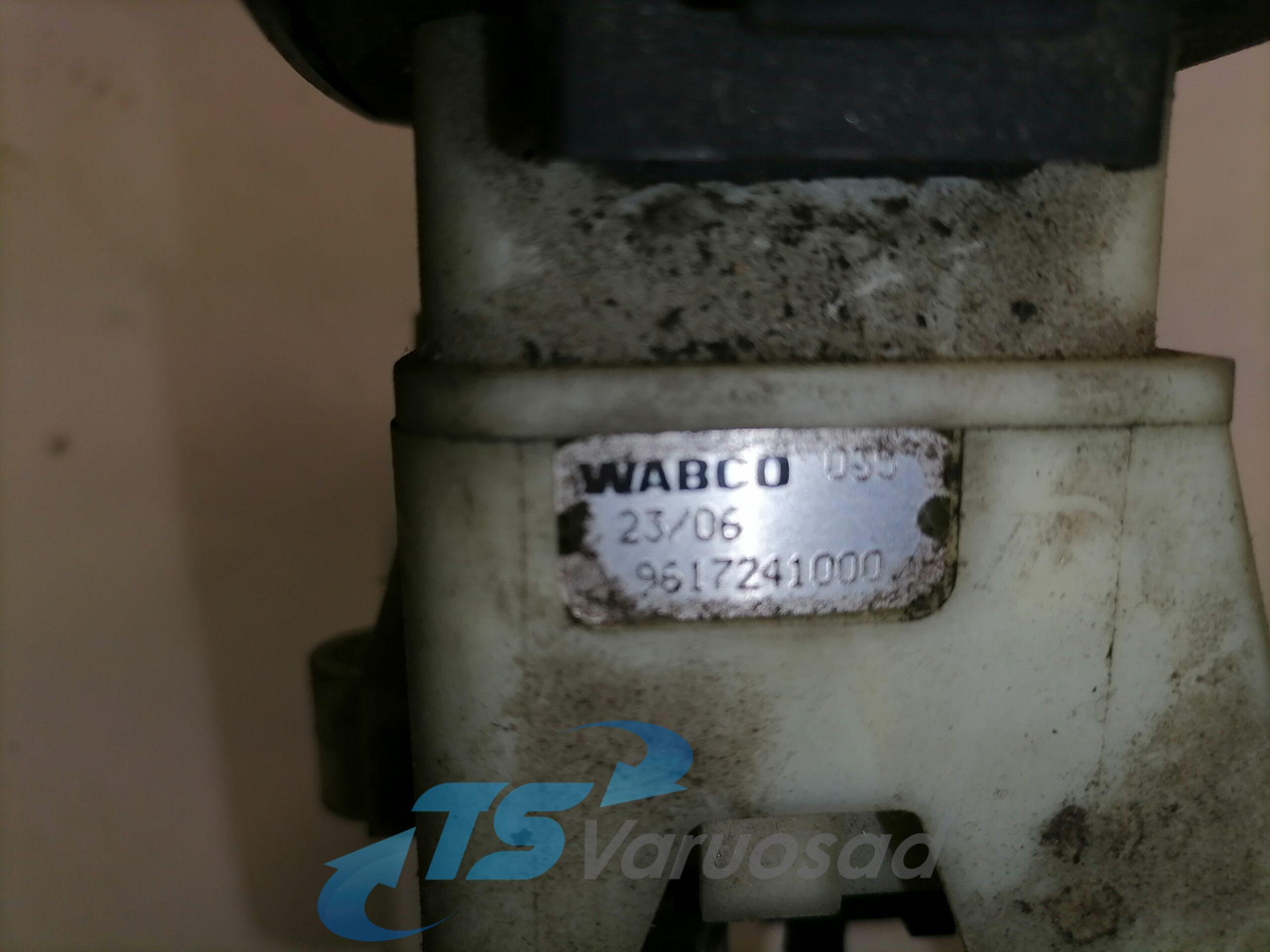 Scania Handbrake control lever 1774972 - Universali dalis - Sunkvežimis: foto 3 Scania Handbrake control lever 1774972 - Universali dalis - Sunkvežimis: foto 3