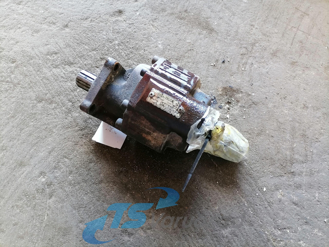 Scania Hydraulic pump B34T61 - Hidraulinis siurblys - Sunkvežimis: foto 1 Scania Hydraulic pump B34T61 - Hidraulinis siurblys - Sunkvežimis: foto 1