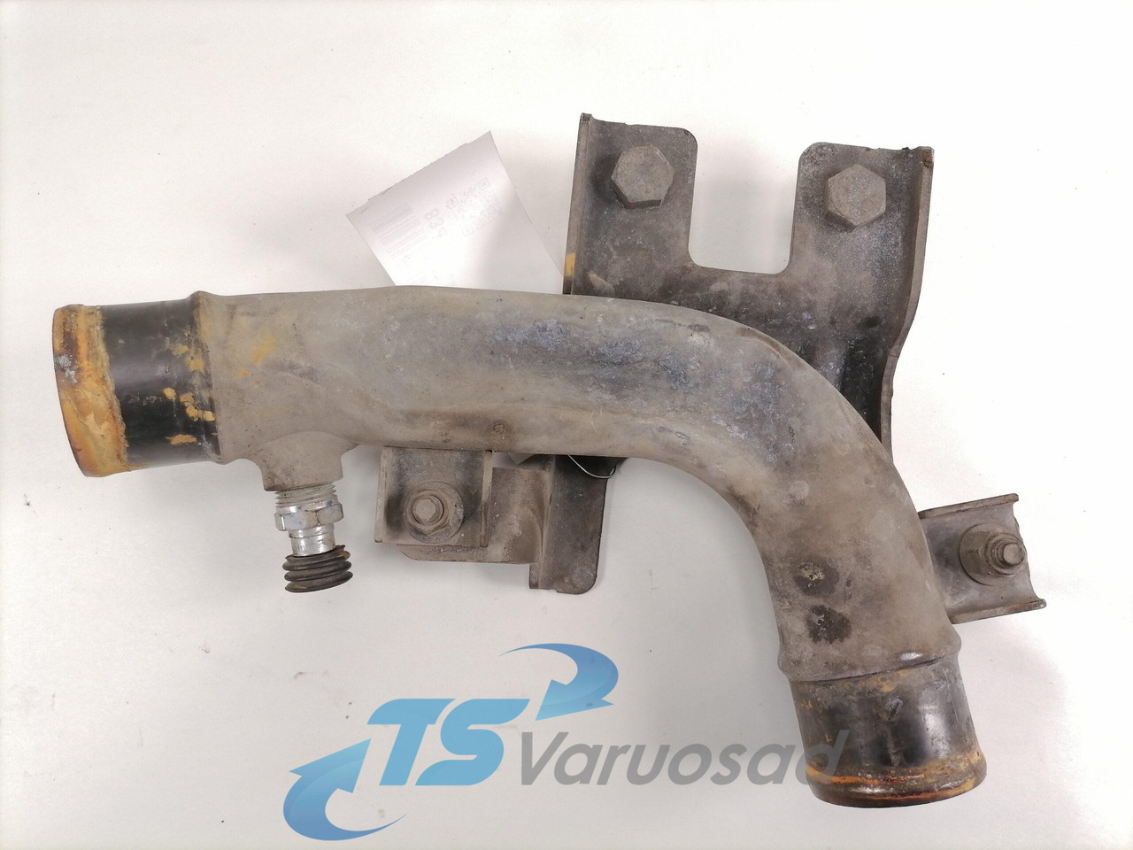Scania Jahutusvedeliku toru, retarder 2018064 - Aušinimo sistema - Sunkvežimis: foto 4 Scania Jahutusvedeliku toru, retarder 2018064 - Aušinimo sistema - Sunkvežimis: foto 4
