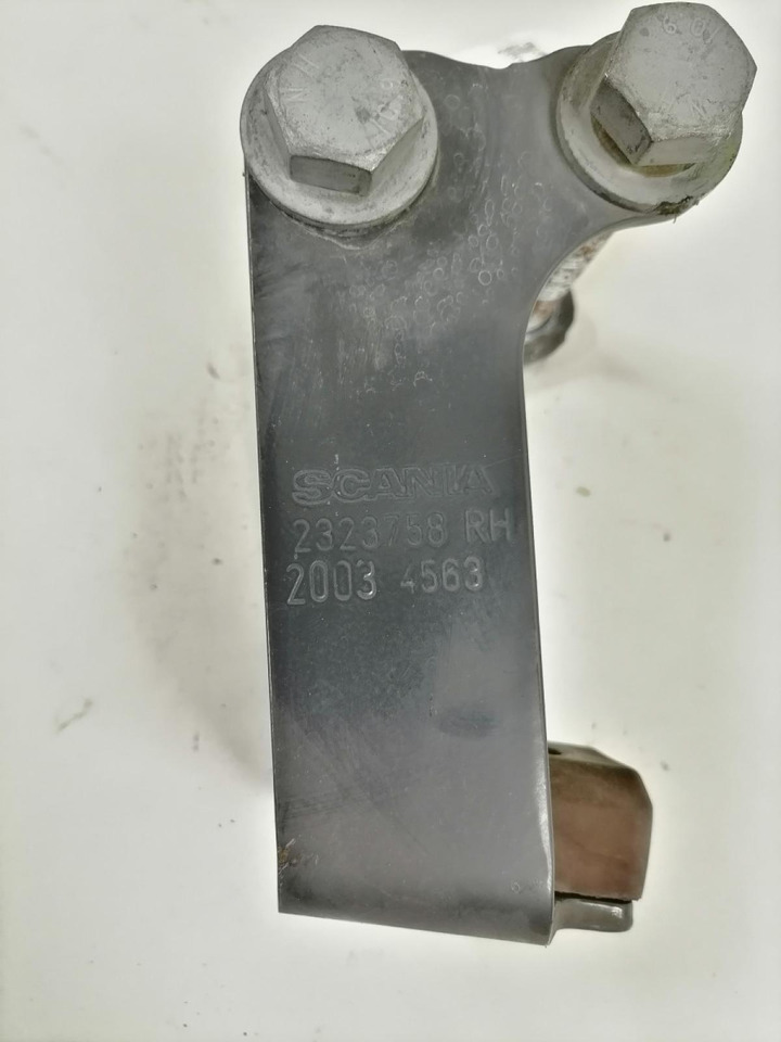 Scania Kabiini õhkpadja kandur 2323758 - Kabinos pakaba - Sunkvežimis: foto 3 Scania Kabiini õhkpadja kandur 2323758 - Kabinos pakaba - Sunkvežimis: foto 3