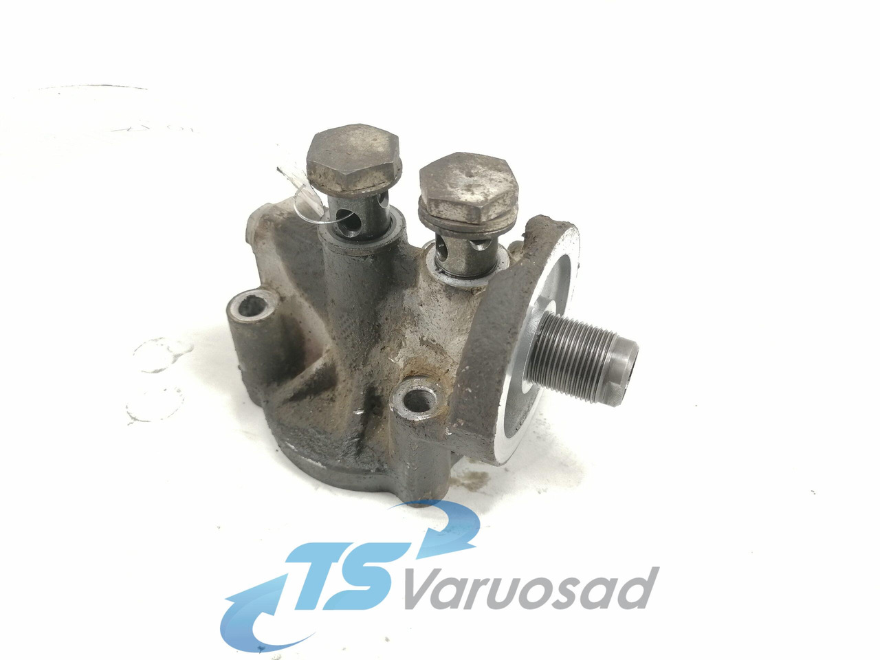 Scania Käigukasti õlifiltri jalg 1765955 - Pavarų dėžė ir dalys - Sunkvežimis: foto 1 Scania Käigukasti õlifiltri jalg 1765955 - Pavarų dėžė ir dalys - Sunkvežimis: foto 1