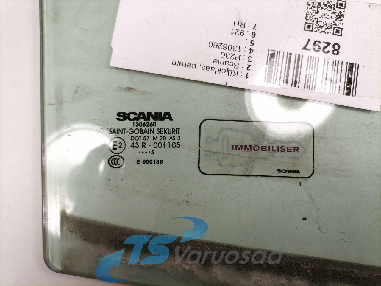Scania Küljeklaas, parem 1306260 - Langas ir dalys - Sunkvežimis: foto 2 Scania Küljeklaas, parem 1306260 - Langas ir dalys - Sunkvežimis: foto 2