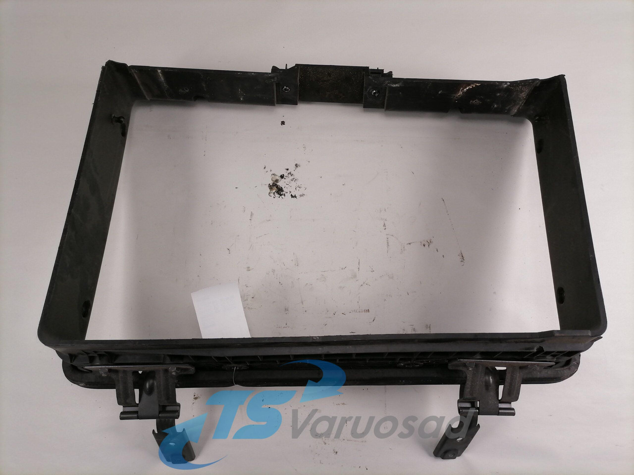 Scania Küljeluugi plastraam 1891520 - Universali dalis - Sunkvežimis: foto 2 Scania Küljeluugi plastraam 1891520 - Universali dalis - Sunkvežimis: foto 2