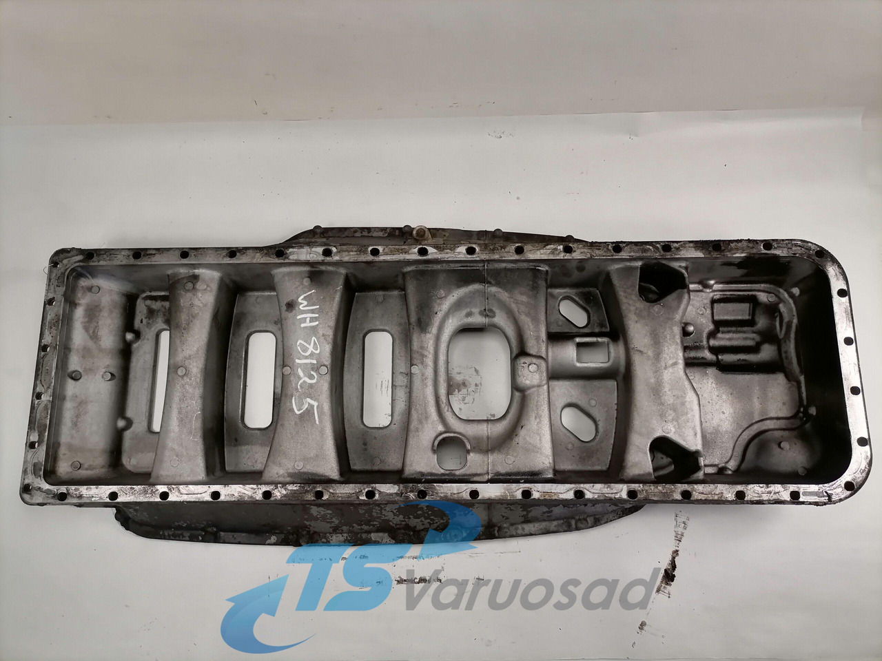 Scania Ladder frame 1942851 - Alyvos karteris - Sunkvežimis: foto 4 Scania Ladder frame 1942851 - Alyvos karteris - Sunkvežimis: foto 4