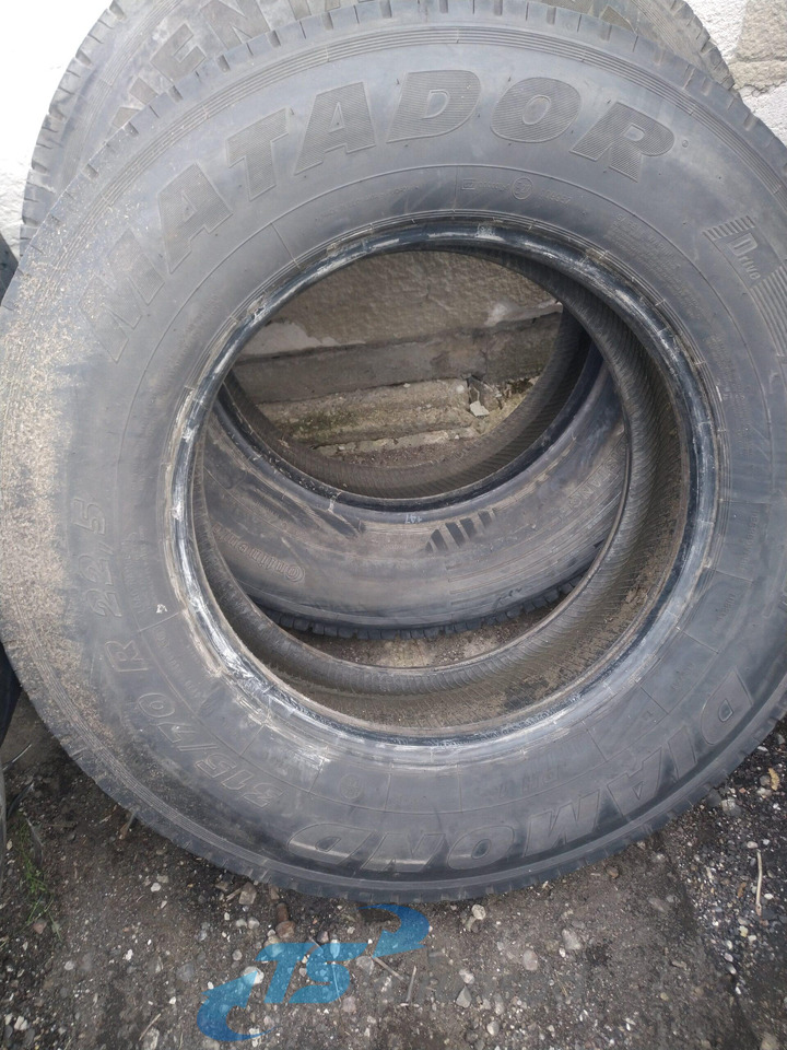 Scania Matador 315/70 R22,5 31570R225 - Padangos ir ratlankiai - Sunkvežimis: foto 2 Scania Matador 315/70 R22,5 31570R225 - Padangos ir ratlankiai - Sunkvežimis: foto 2