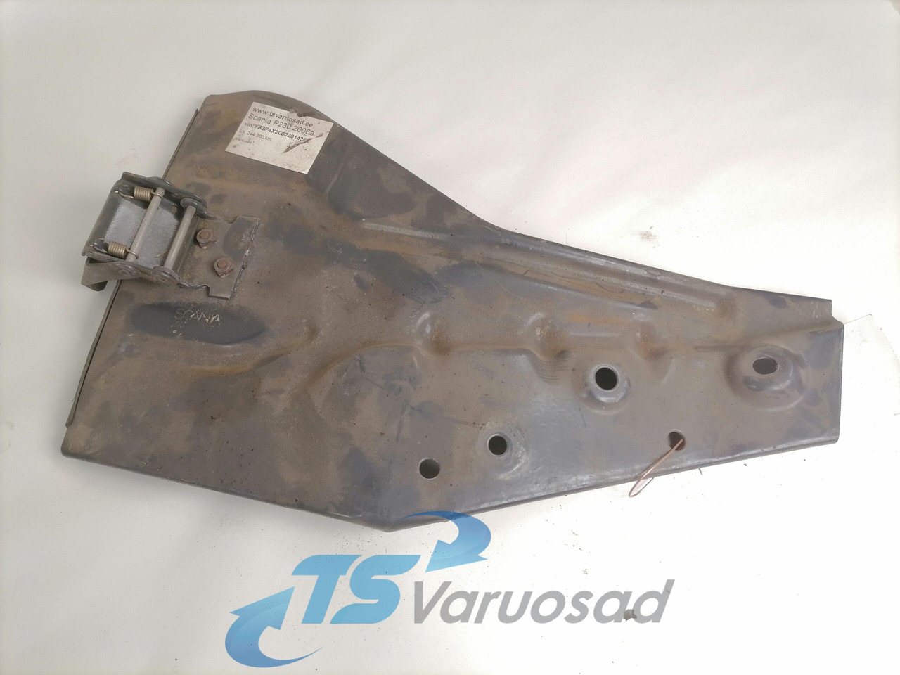 Scania Mudguard bracket 1355075 - Universali dalis - Sunkvežimis: foto 1 Scania Mudguard bracket 1355075 - Universali dalis - Sunkvežimis: foto 1