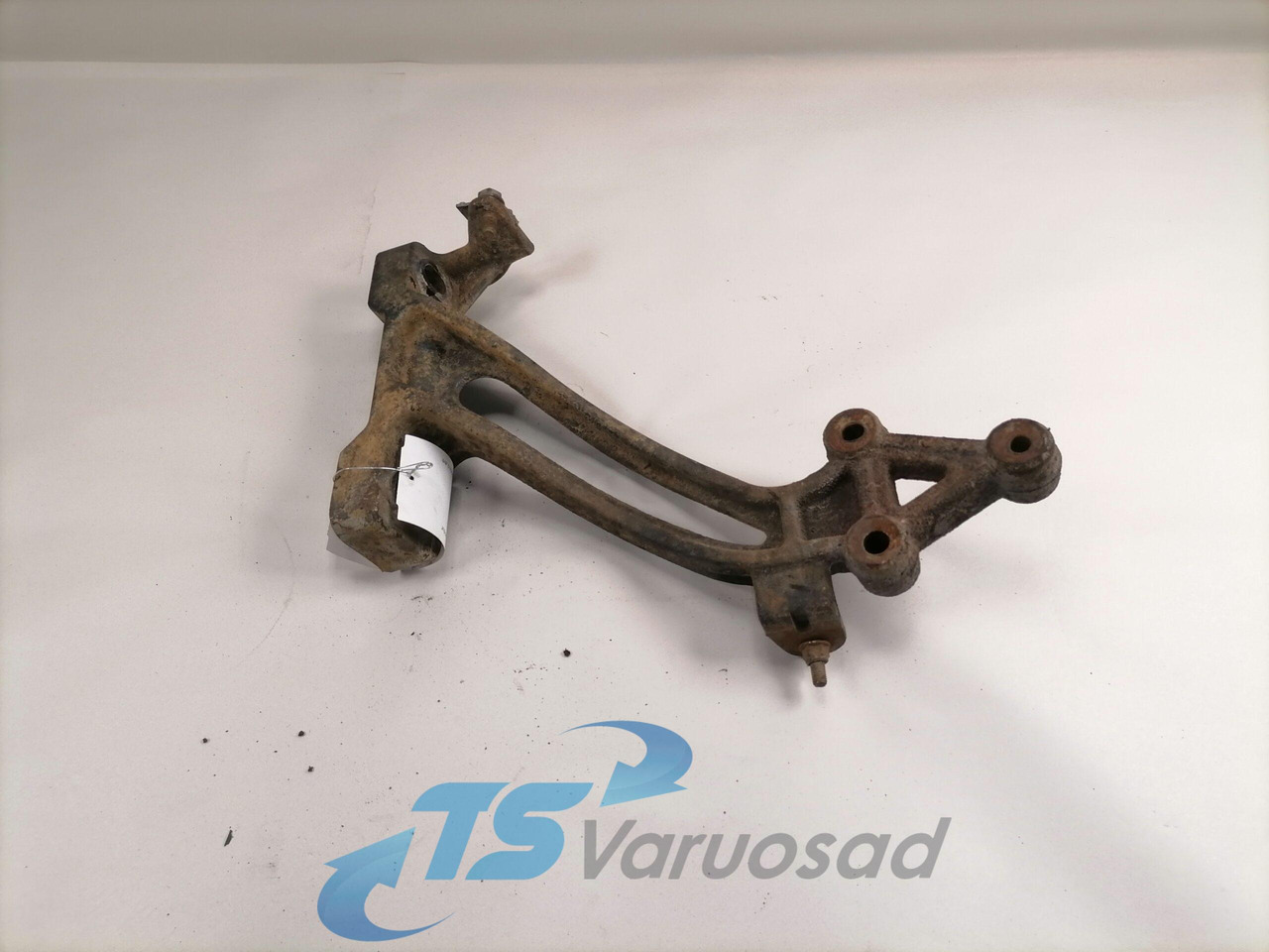 Scania Muffler carrier 1497657 - Duslintuvas - Sunkvežimis: foto 1 Scania Muffler carrier 1497657 - Duslintuvas - Sunkvežimis: foto 1
