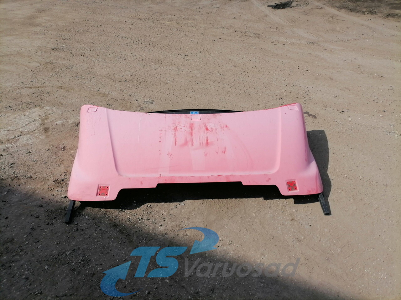 Scania Scania cab wind deflector, roof 1757973 - Aerodinamika/ Spoileris - Sunkvežimis: foto 1 Scania Scania cab wind deflector, roof 1757973 - Aerodinamika/ Spoileris - Sunkvežimis: foto 1