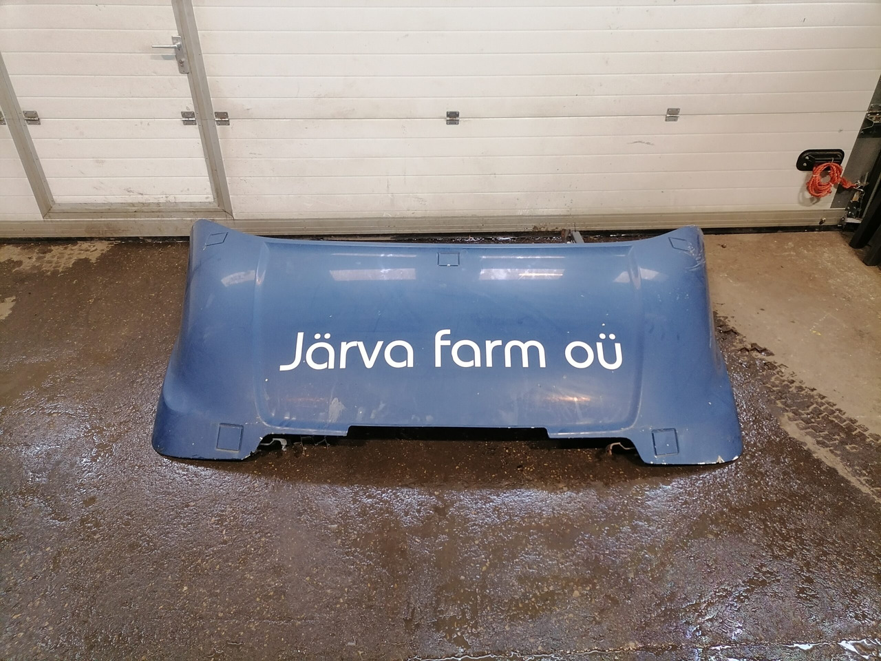 Scania Scania cab wind deflector, roof 1757973 - Aerodinamika/ Spoileris - Sunkvežimis: foto 1 Scania Scania cab wind deflector, roof 1757973 - Aerodinamika/ Spoileris - Sunkvežimis: foto 1