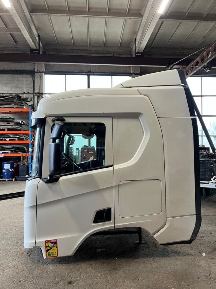 Scania Scania kabiin CR20N CR20N - Kabina ir interjeras - Sunkvežimis: foto 5 Scania Scania kabiin CR20N CR20N - Kabina ir interjeras - Sunkvežimis: foto 5