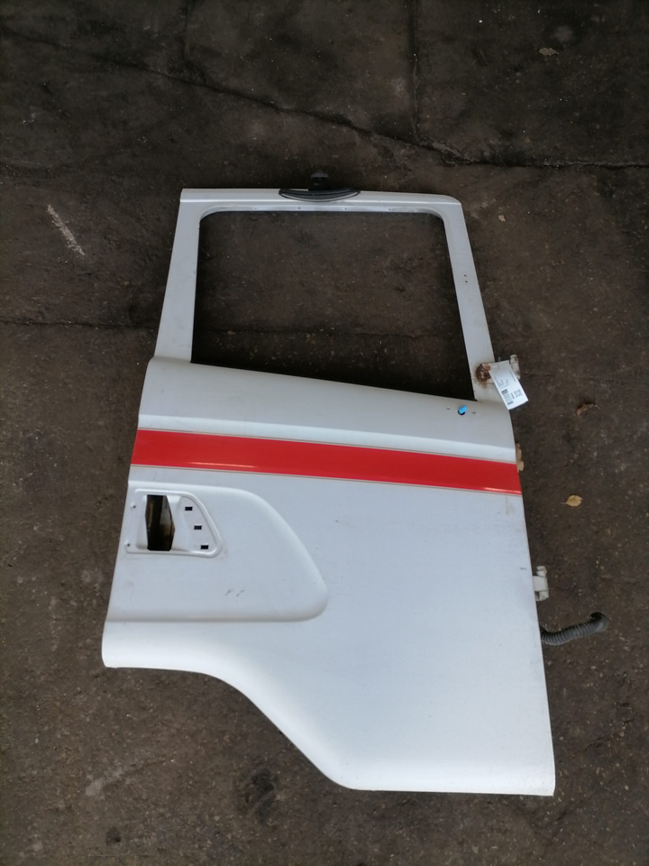 Scania Scania uks, parem 1476535 - Durys ir dalys - Sunkvežimis: foto 2 Scania Scania uks, parem 1476535 - Durys ir dalys - Sunkvežimis: foto 2