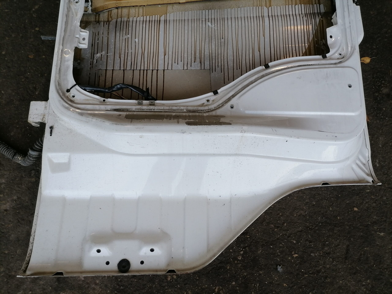 Scania Scania uks, parem 1476535 - Durys ir dalys - Sunkvežimis: foto 4 Scania Scania uks, parem 1476535 - Durys ir dalys - Sunkvežimis: foto 4