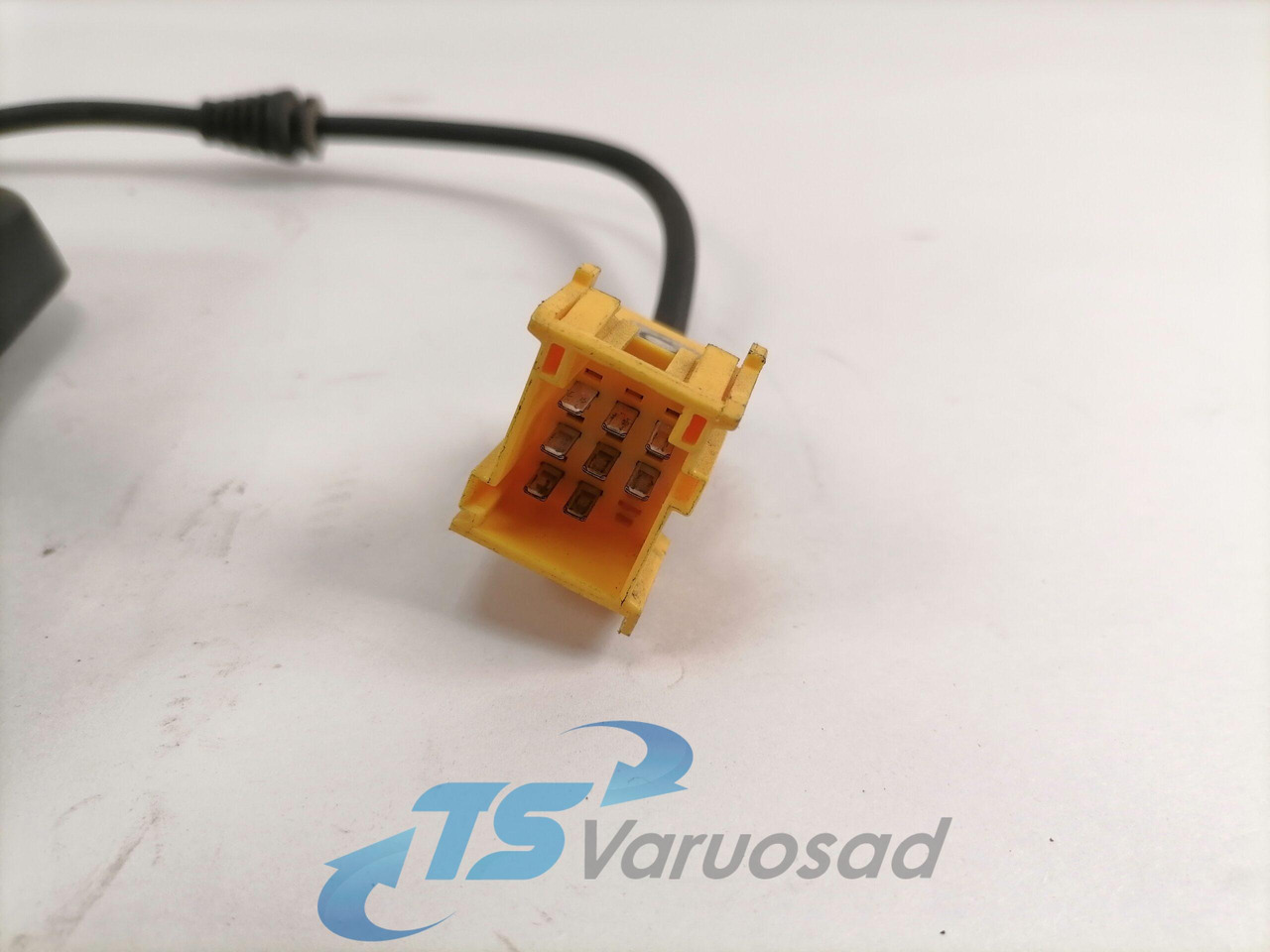 Scania Switch, heater 1547542 - Šildymas/ Ventiliacija - Sunkvežimis: foto 4 Scania Switch, heater 1547542 - Šildymas/ Ventiliacija - Sunkvežimis: foto 4
