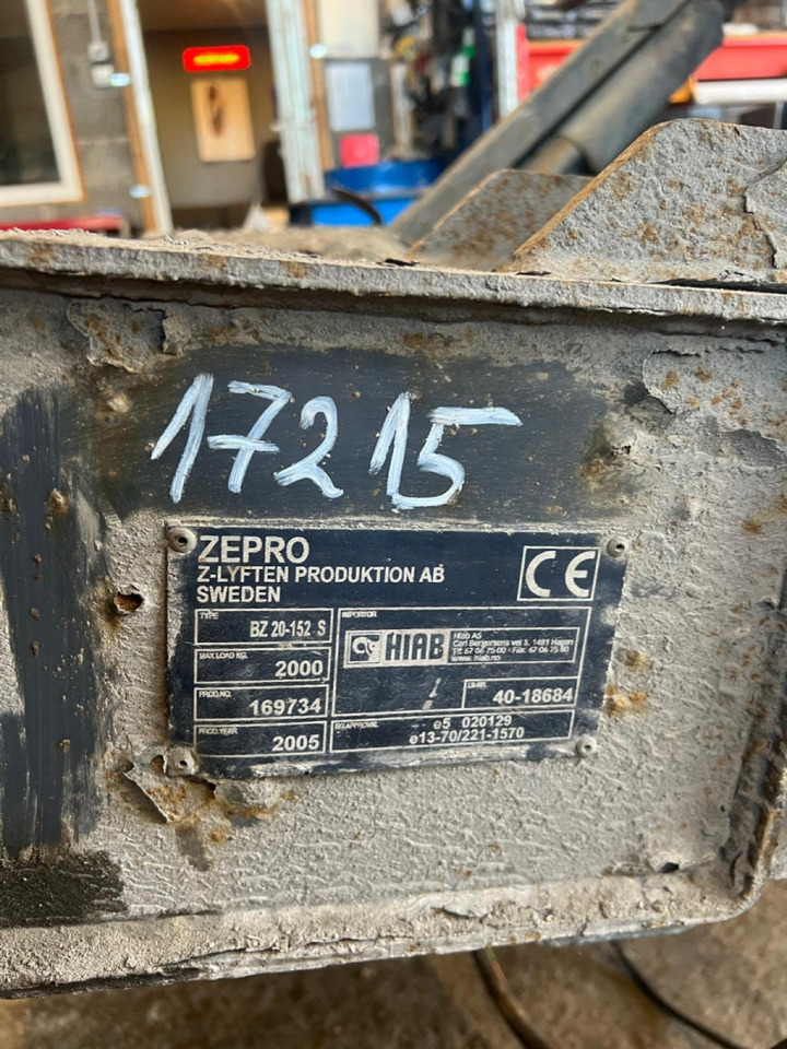 Universali dalis - Sunkvežimis Scania Tagaluuktõstuk, ZEPRO BZ20-152S BZ20152S: foto 10