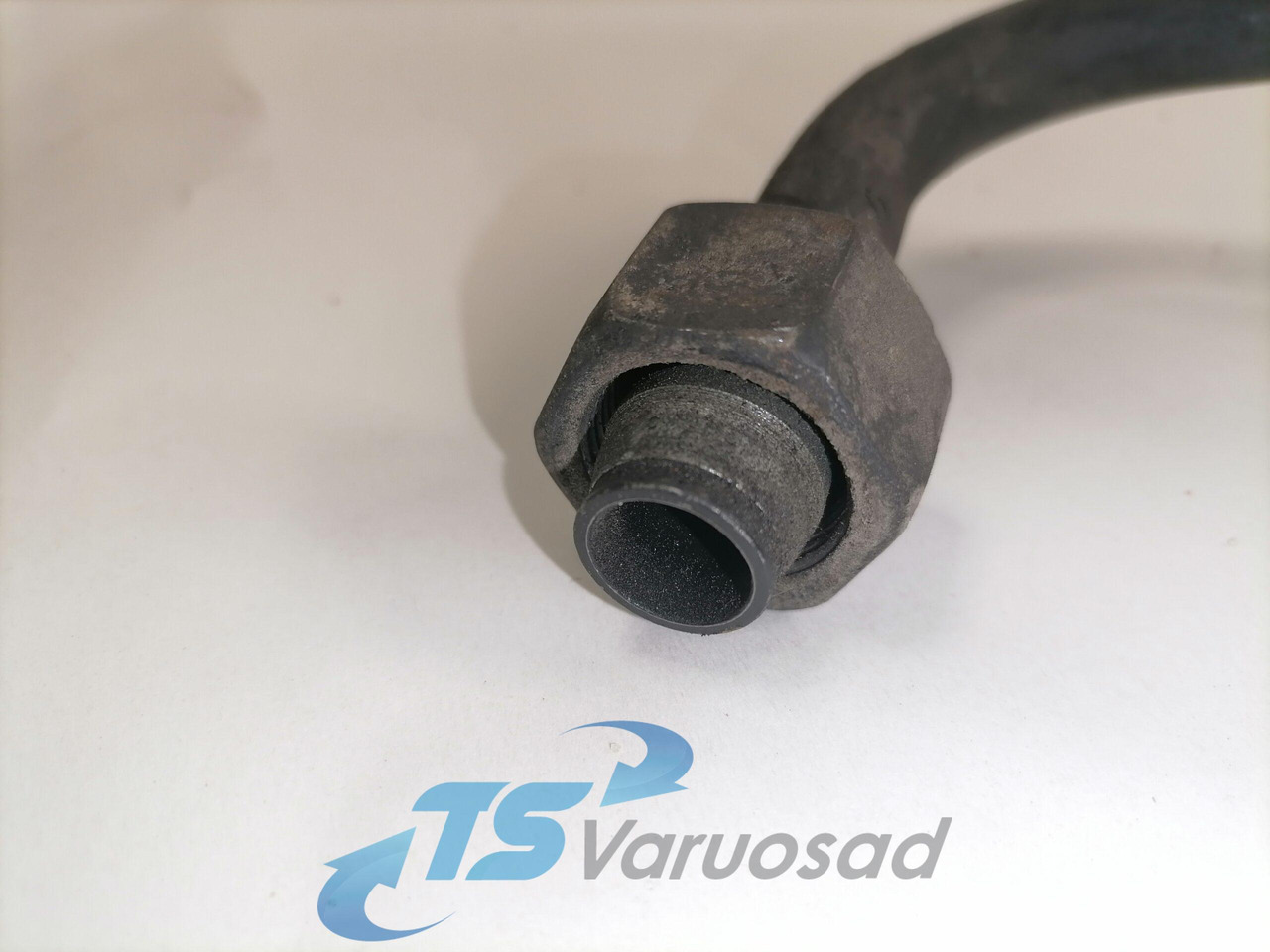 Scania Transmission oil pipe 1443791 - Pavarų dėžė ir dalys - Sunkvežimis: foto 2 Scania Transmission oil pipe 1443791 - Pavarų dėžė ir dalys - Sunkvežimis: foto 2