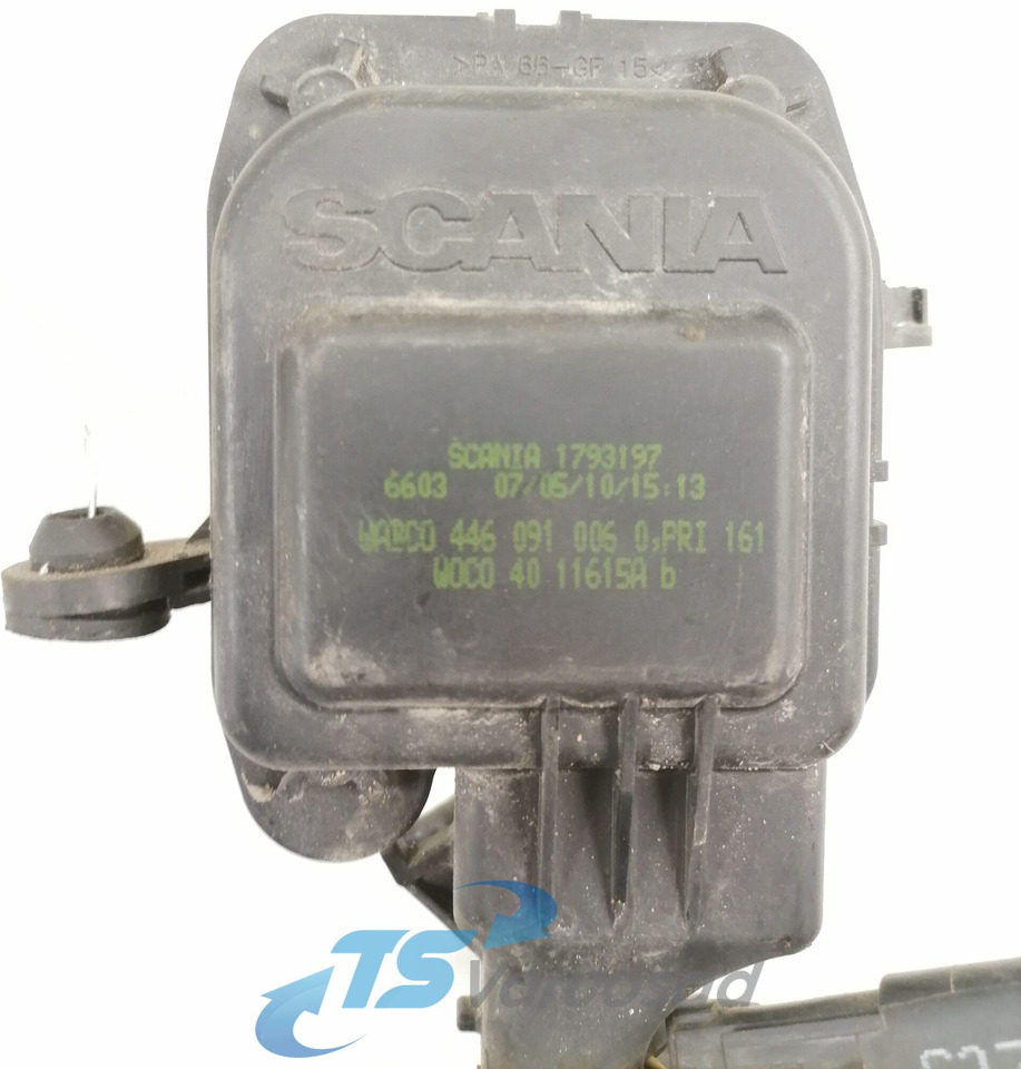 Scania Water valve 1793197 - Šildymas/ Ventiliacija - Sunkvežimis: foto 2 Scania Water valve 1793197 - Šildymas/ Ventiliacija - Sunkvežimis: foto 2