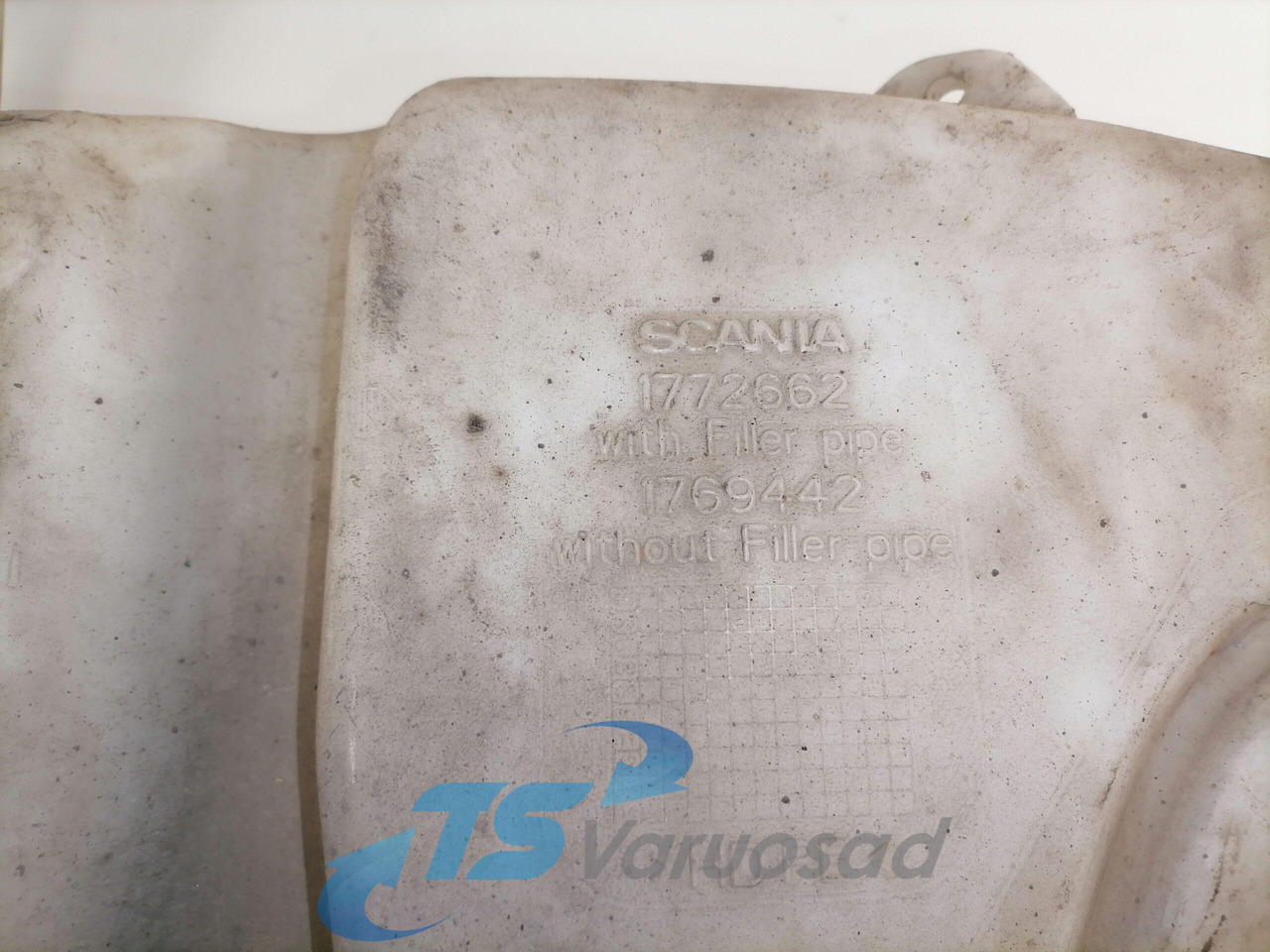 Scania Windscreen washer fluid tank 1772662 - Valytuvas - Sunkvežimis: foto 4 Scania Windscreen washer fluid tank 1772662 - Valytuvas - Sunkvežimis: foto 4