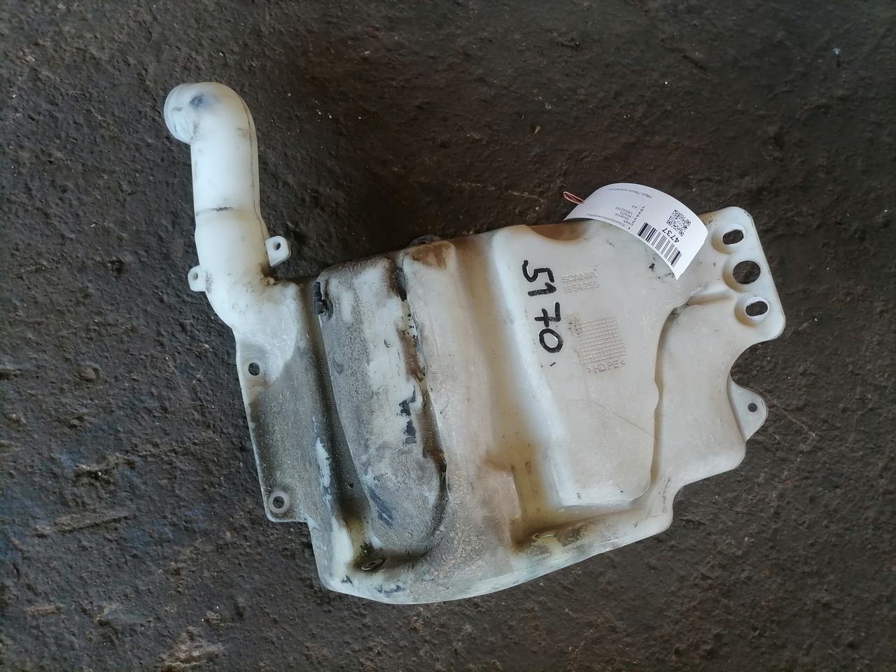 Scania Windscreen washer fluid tank 1854255 - Valytuvas - Sunkvežimis: foto 2 Scania Windscreen washer fluid tank 1854255 - Valytuvas - Sunkvežimis: foto 2