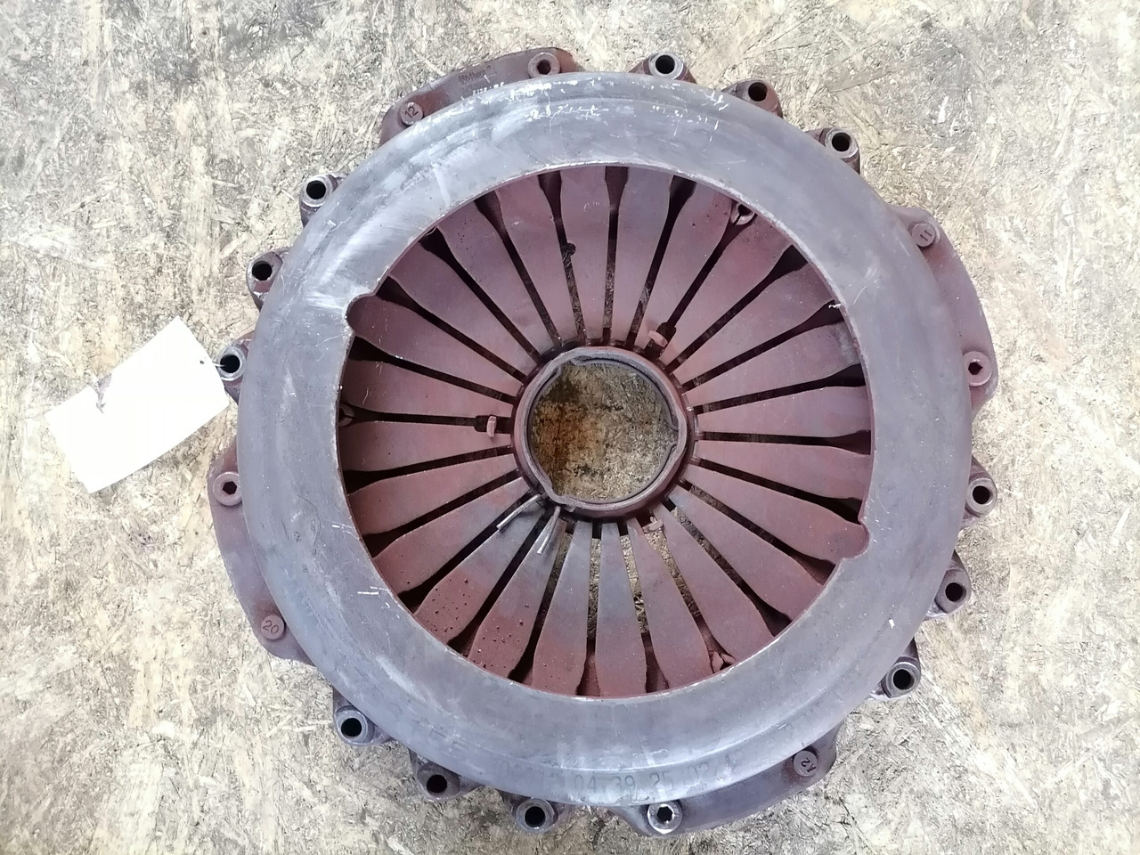 Scania clutch cover 1763155 - Sankaba ir dalys - Sunkvežimis: foto 4 Scania clutch cover 1763155 - Sankaba ir dalys - Sunkvežimis: foto 4