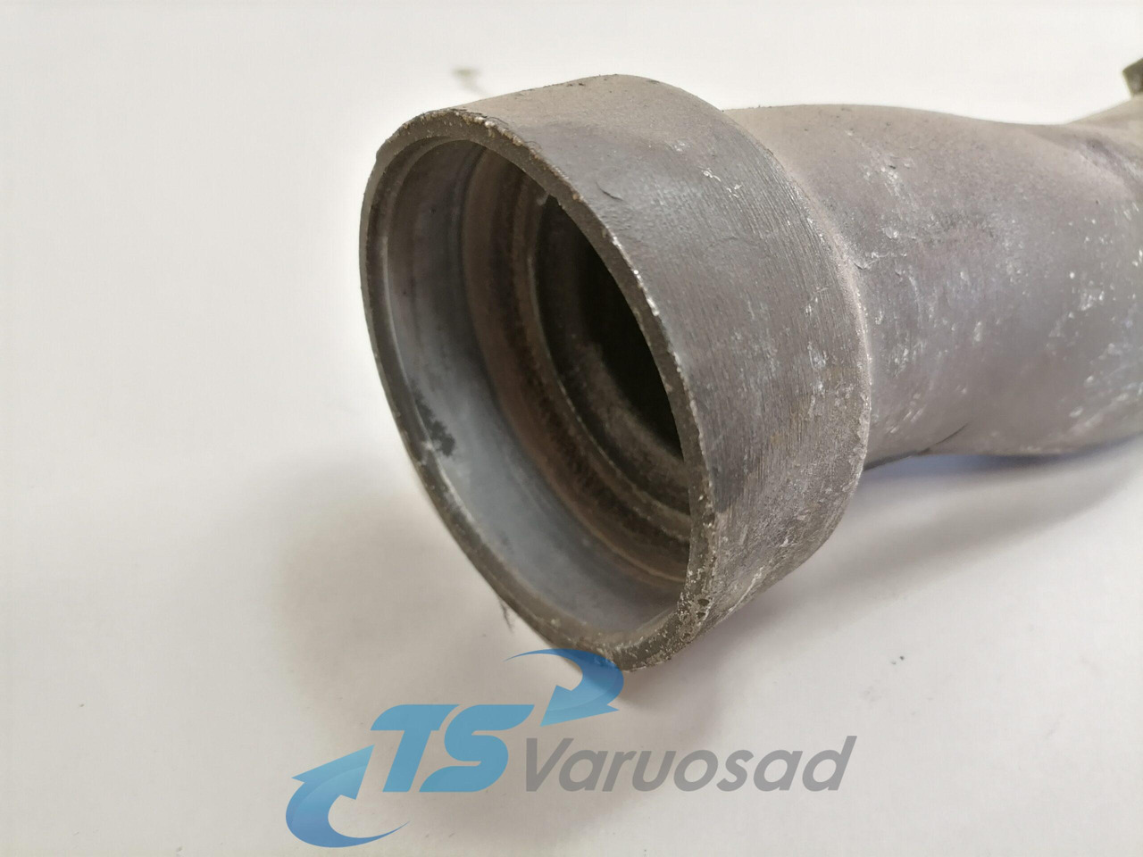 Scania intercooler pipe 1449531 - Tarpinis aušintuvas - Sunkvežimis: foto 4 Scania intercooler pipe 1449531 - Tarpinis aušintuvas - Sunkvežimis: foto 4
