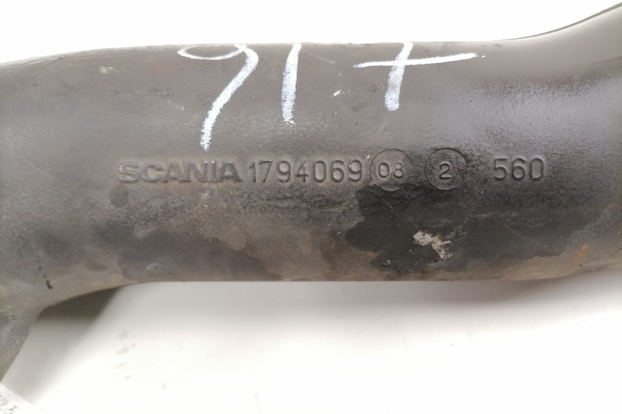 Scania intercooler pipe 1794069 - Tarpinis aušintuvas - Sunkvežimis: foto 2 Scania intercooler pipe 1794069 - Tarpinis aušintuvas - Sunkvežimis: foto 2