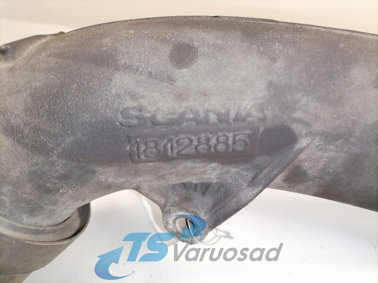 Scania intercooler pipe 1812885 - Tarpinis aušintuvas - Sunkvežimis: foto 4 Scania intercooler pipe 1812885 - Tarpinis aušintuvas - Sunkvežimis: foto 4