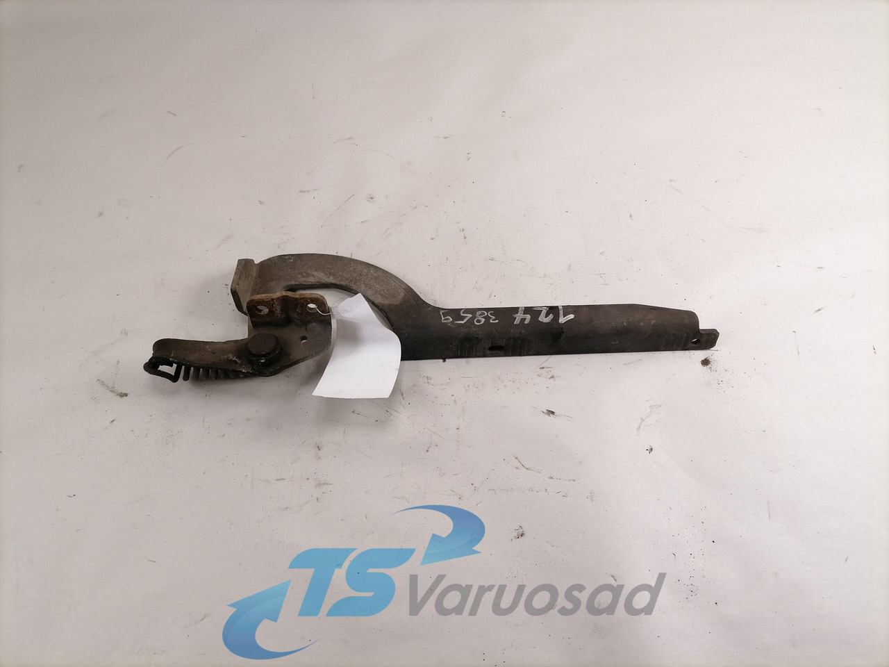 Scania lower grille carrier hinge 1381480 - Grotelės - Sunkvežimis: foto 1 Scania lower grille carrier hinge 1381480 - Grotelės - Sunkvežimis: foto 1