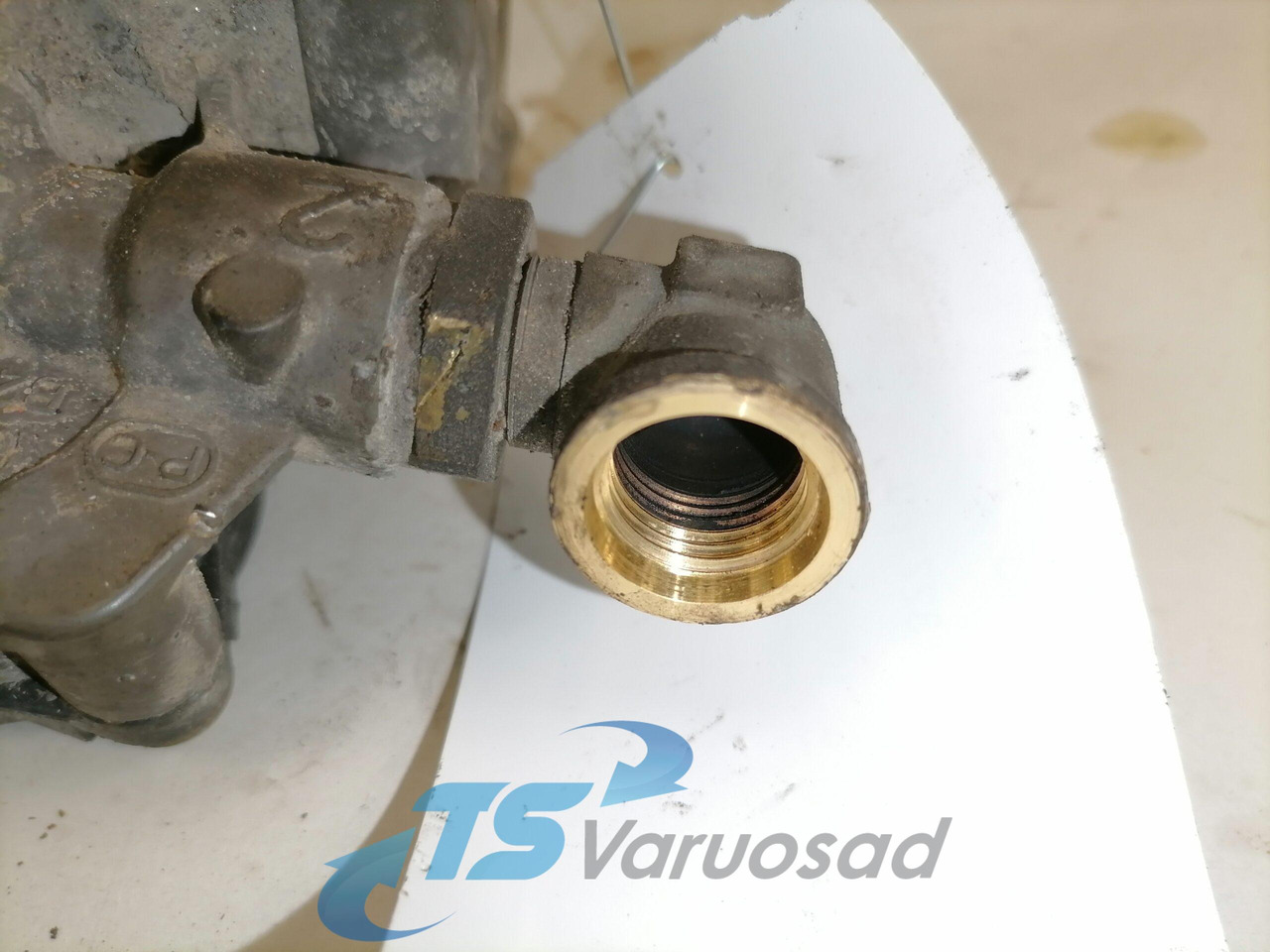 Volvo ABS brake valve 21327360 - Stabdžių vožtuvas - Sunkvežimis: foto 4 Volvo ABS brake valve 21327360 - Stabdžių vožtuvas - Sunkvežimis: foto 4
