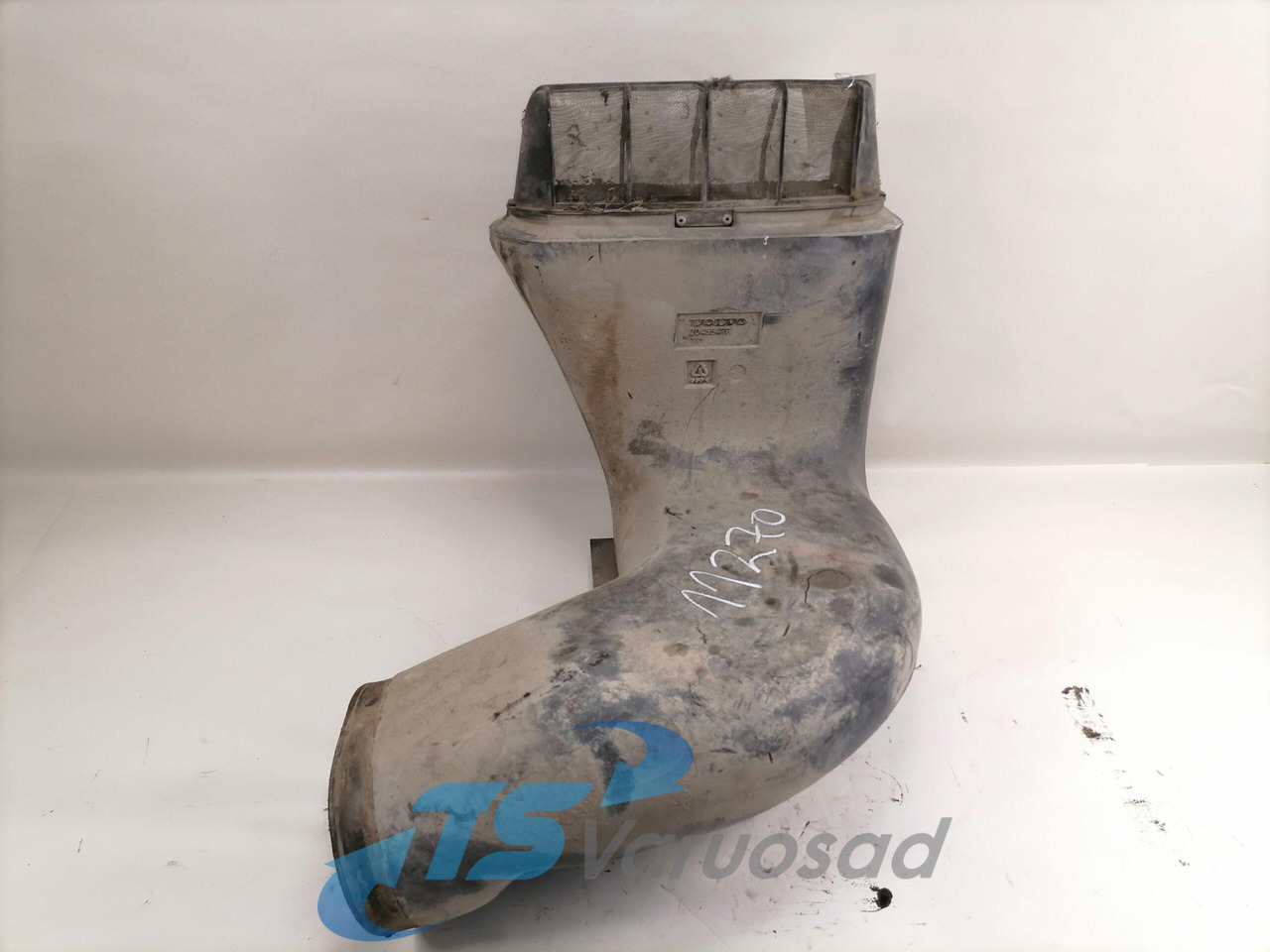 Volvo Air intake 20456478 - Oro įsiurbimo sistema - Sunkvežimis: foto 2 Volvo Air intake 20456478 - Oro įsiurbimo sistema - Sunkvežimis: foto 2