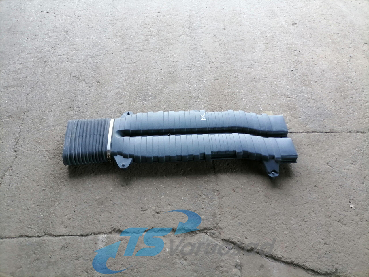 Volvo Air intake 8149814 - Oro įsiurbimo sistema - Sunkvežimis: foto 1 Volvo Air intake 8149814 - Oro įsiurbimo sistema - Sunkvežimis: foto 1