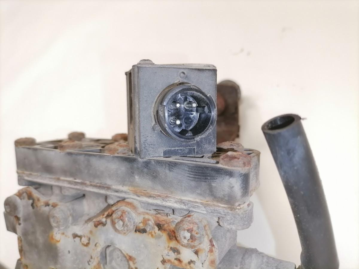 Volvo Air suspension control valve, ECAS 20734168 - Stabdžių vožtuvas - Sunkvežimis: foto 5 Volvo Air suspension control valve, ECAS 20734168 - Stabdžių vožtuvas - Sunkvežimis: foto 5