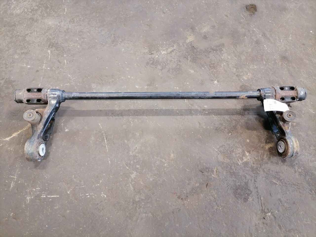 Volvo Anti-roll bar 3198853 - Kabinos pakaba - Sunkvežimis: foto 2 Volvo Anti-roll bar 3198853 - Kabinos pakaba - Sunkvežimis: foto 2