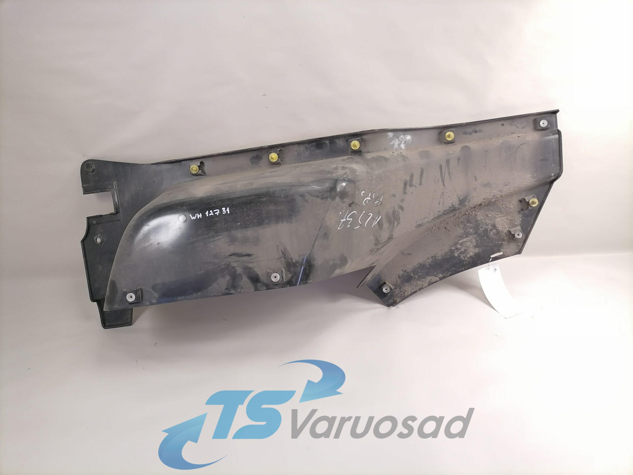 Volvo Astmelaua plastik 82819477 - Pamina - Sunkvežimis: foto 3 Volvo Astmelaua plastik 82819477 - Pamina - Sunkvežimis: foto 3