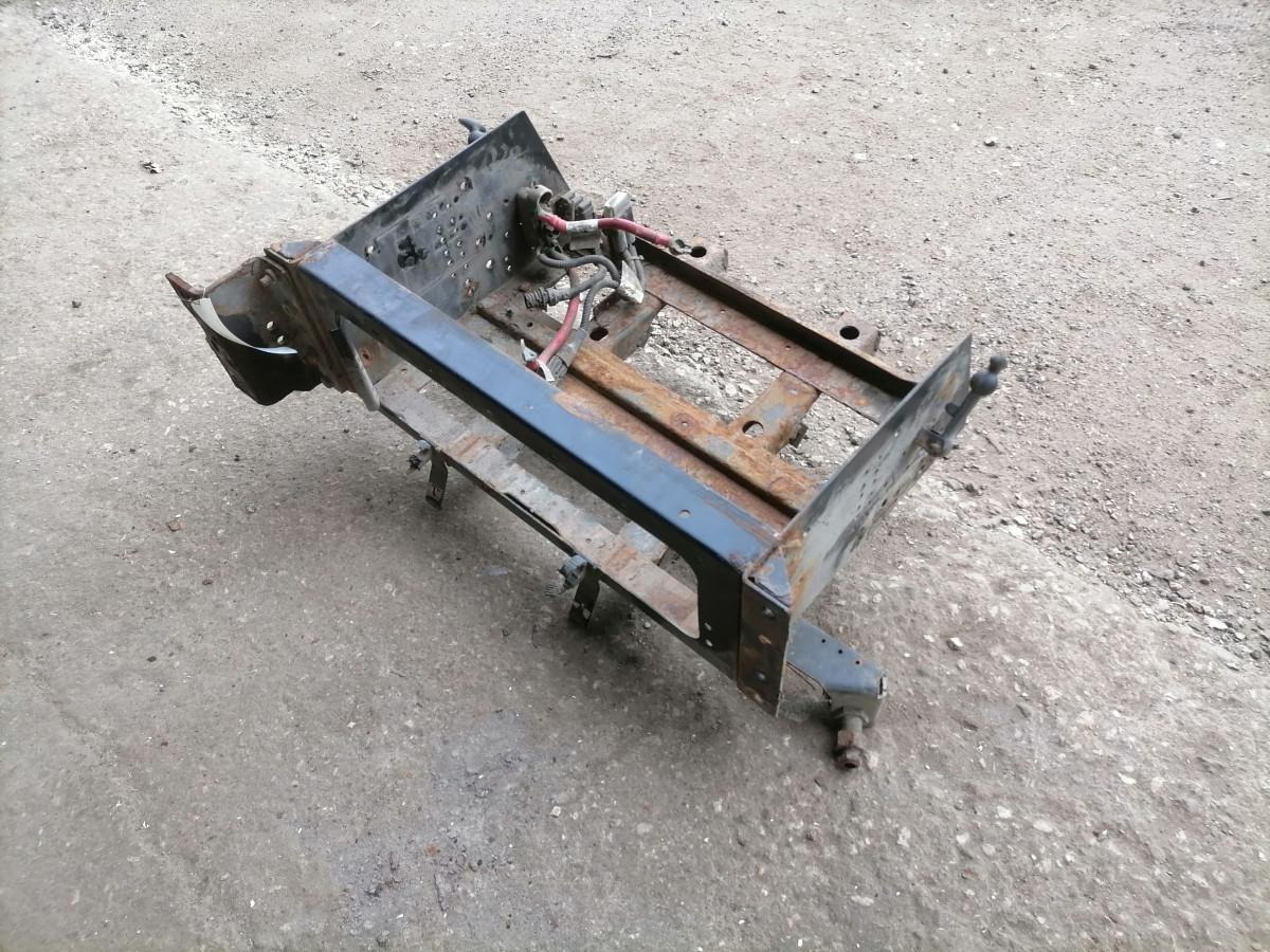 Volvo Battery box 21042654 - Akumuliatorius - Sunkvežimis: foto 4 Volvo Battery box 21042654 - Akumuliatorius - Sunkvežimis: foto 4