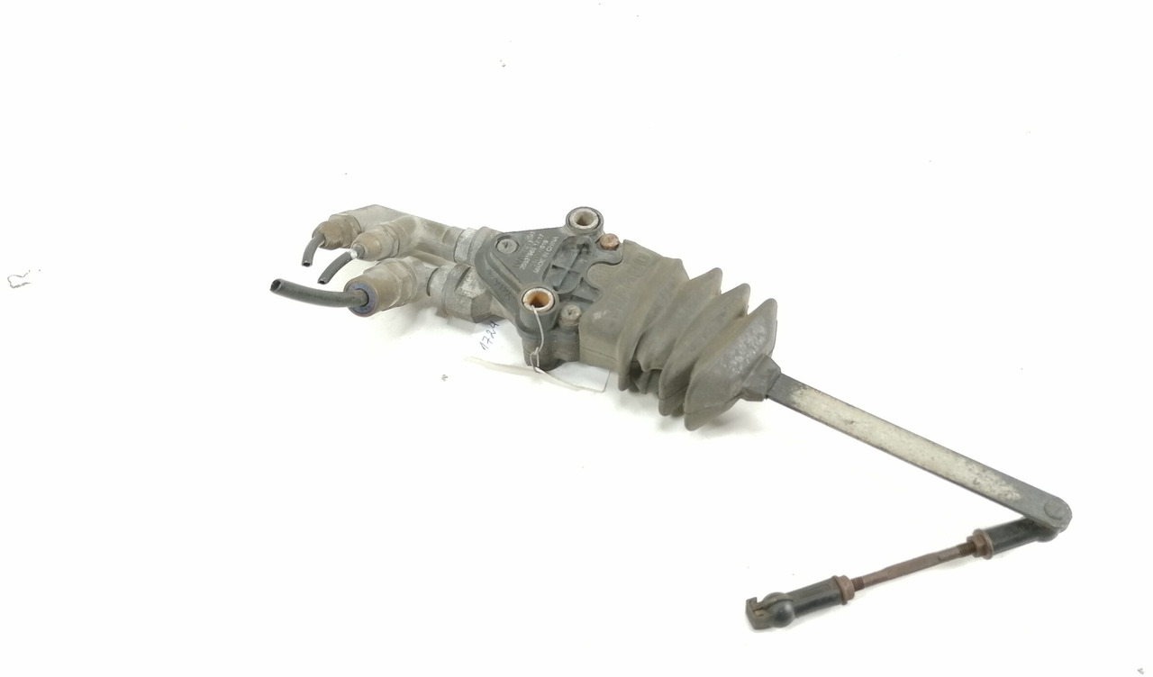 Volvo Cab suspension control valve 20531965 - Kabinos pakaba - Sunkvežimis: foto 2 Volvo Cab suspension control valve 20531965 - Kabinos pakaba - Sunkvežimis: foto 2