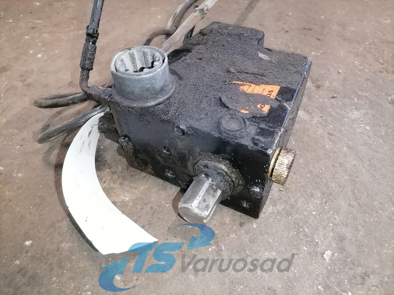 Volvo Cab tilting pump 20455262 - Kabinos pakaba - Sunkvežimis: foto 3 Volvo Cab tilting pump 20455262 - Kabinos pakaba - Sunkvežimis: foto 3