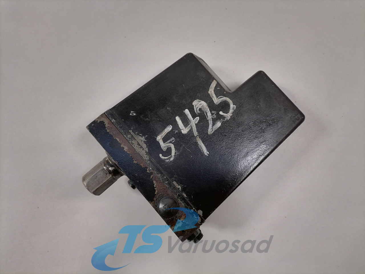 Volvo Cab tilting pump 3198846 - Kabinos pakaba - Sunkvežimis: foto 1 Volvo Cab tilting pump 3198846 - Kabinos pakaba - Sunkvežimis: foto 1