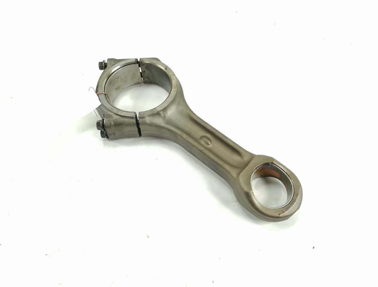 Volvo Connecting rod 20897068 - Stūmokliai/ Žiedai/ Įvorės - Sunkvežimis: foto 1 Volvo Connecting rod 20897068 - Stūmokliai/ Žiedai/ Įvorės - Sunkvežimis: foto 1